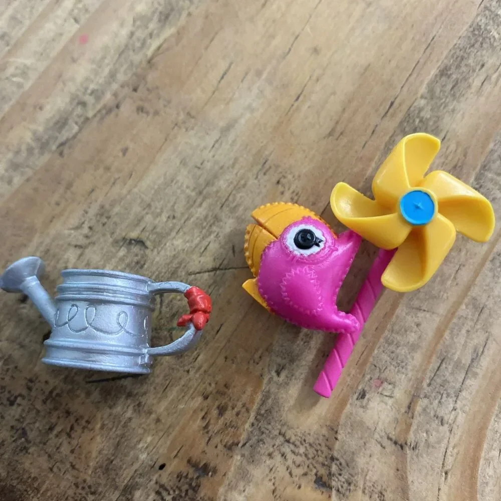 Lalaloopsy Mini Series April Sunsplash 3 Inch Figure Doll with Accessories